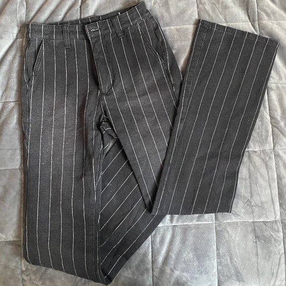 Fashion Nova Pin strip flare jeans - Picture 3 of 4